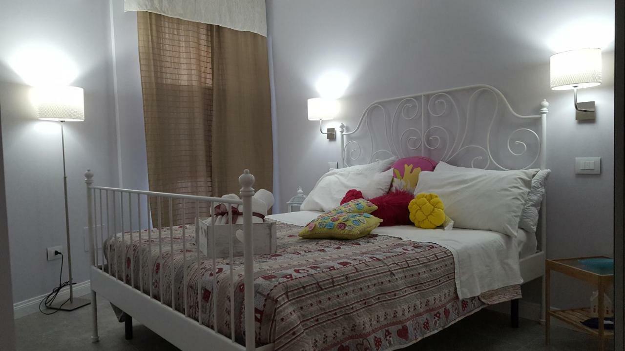 Afrodite Suites Deluxe Агрополи Екстериор снимка