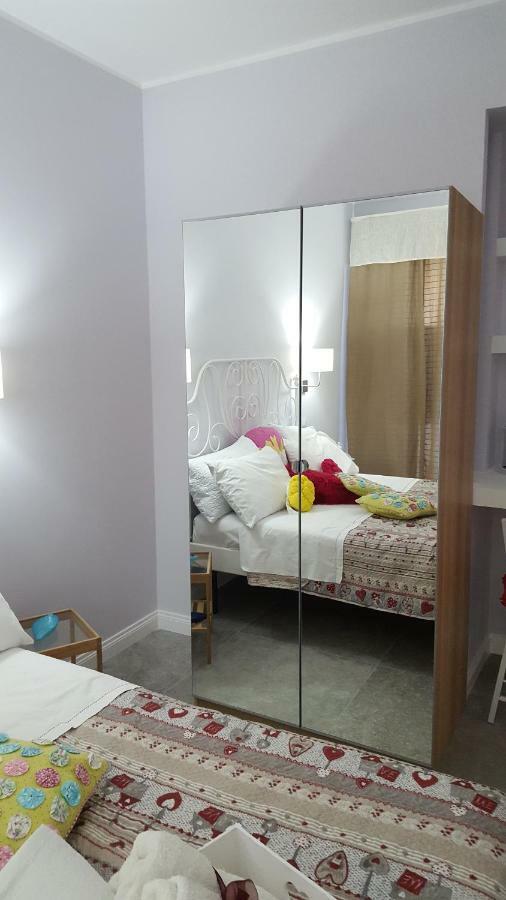 Afrodite Suites Deluxe Агрополи Екстериор снимка