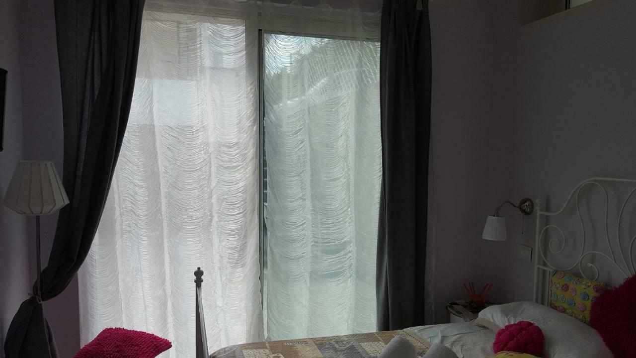 Afrodite Suites Deluxe Агрополи Екстериор снимка