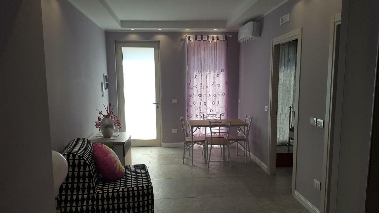 Afrodite Suites Deluxe Агрополи Екстериор снимка