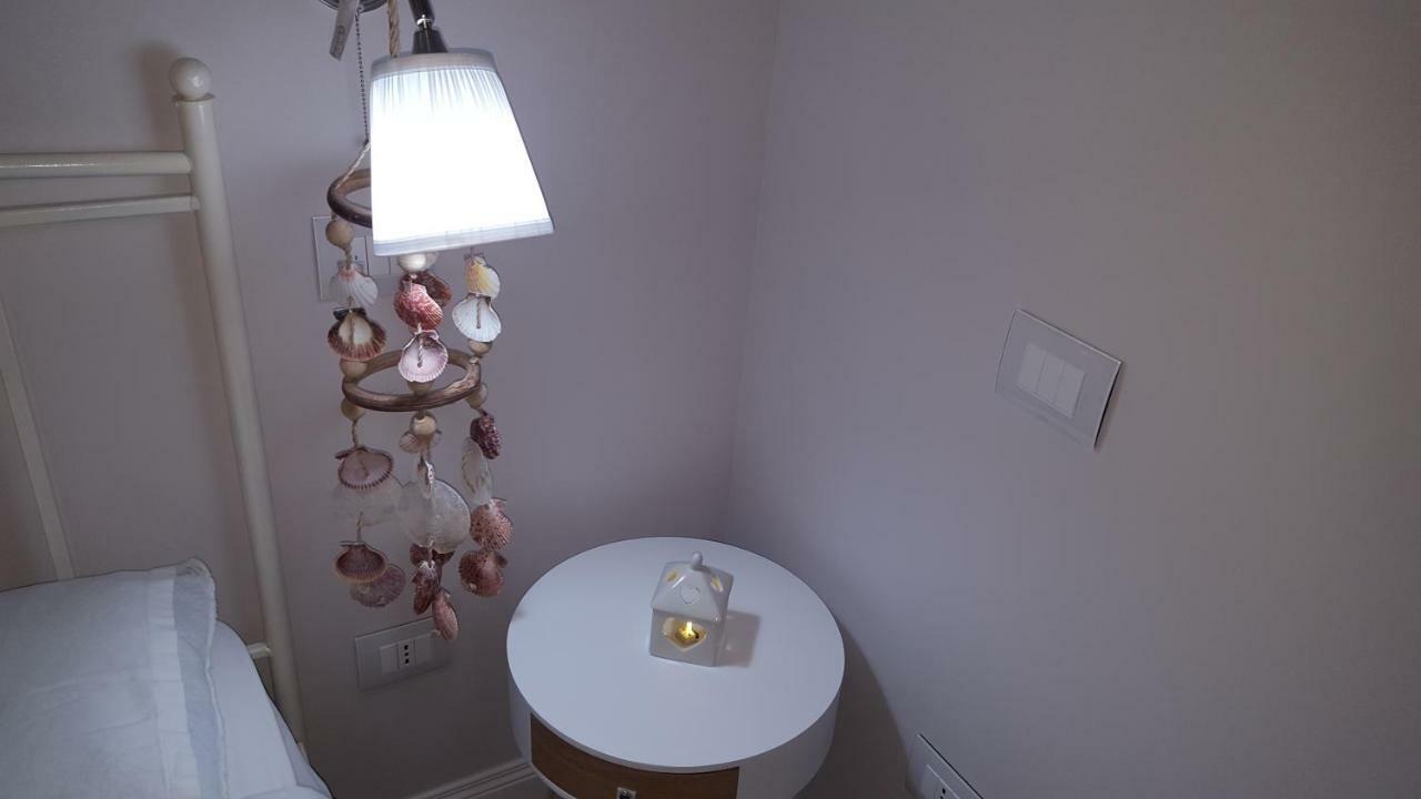Afrodite Suites Deluxe Агрополи Екстериор снимка