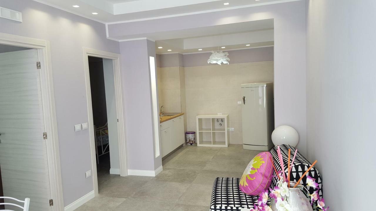 Afrodite Suites Deluxe Агрополи Екстериор снимка
